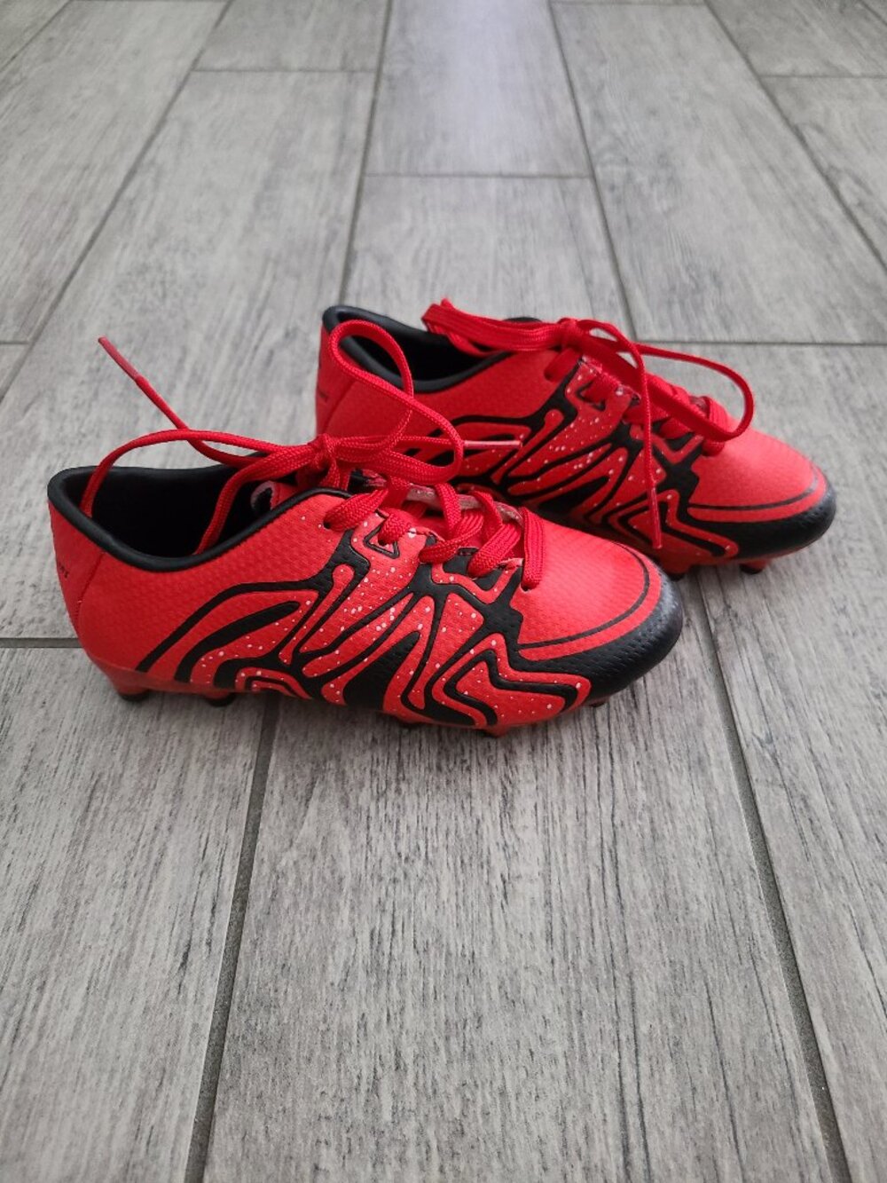 Dream Pairs Youth Soccer Cleats Red Black Size 11 NWOT